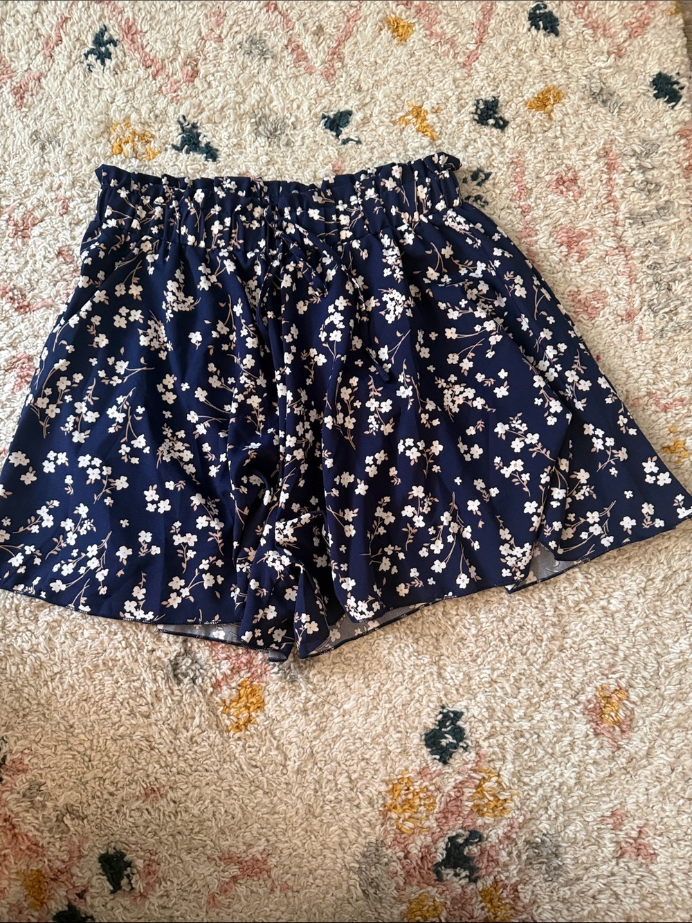 Women's Navy Blue Floral Elastic Waist Shorts